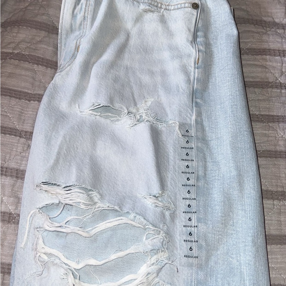 American Eagle Outfitters Light Wash High Rise Distressed Jeans